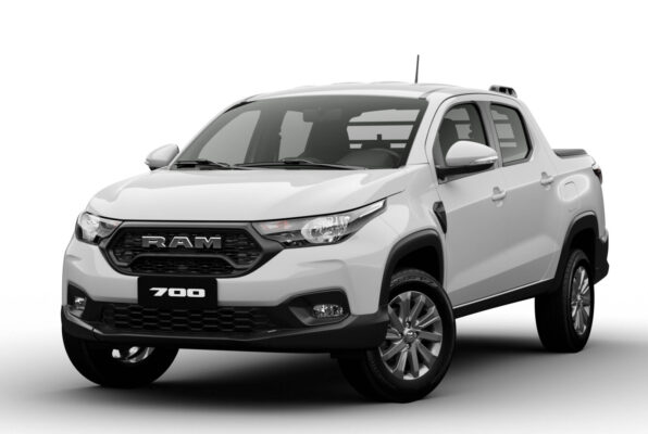ram-700-big-horn-exterior